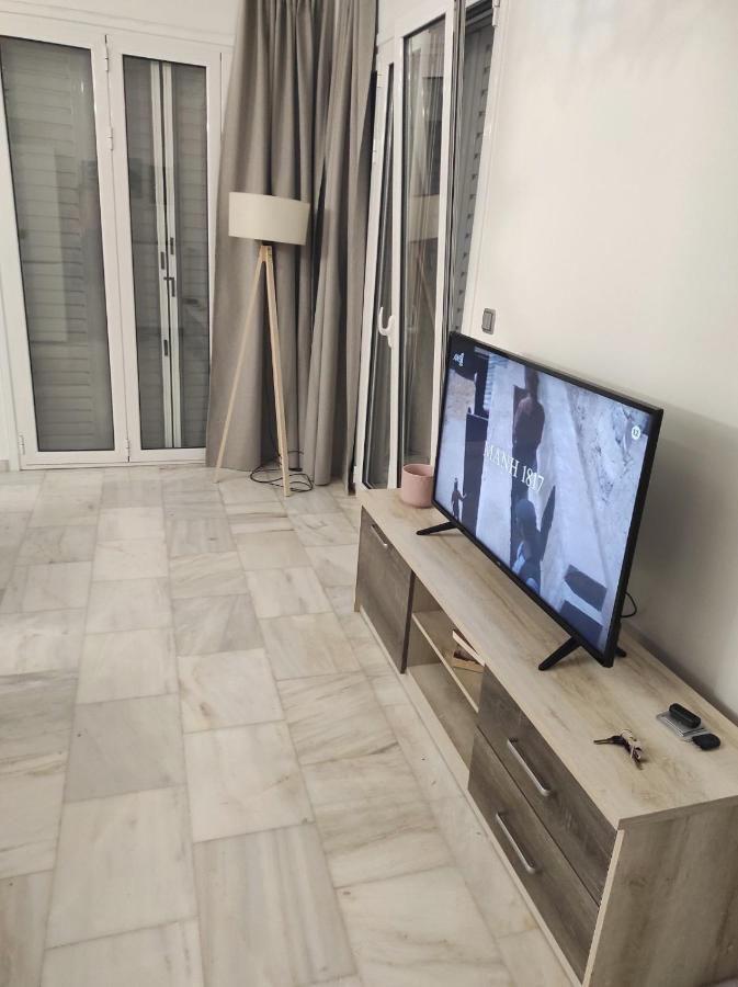 Bourtzi View Villa - The Apartment นาฟปลิโอ ภายนอก รูปภาพ